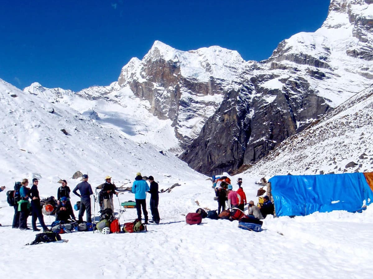 mera peak base camp trek
