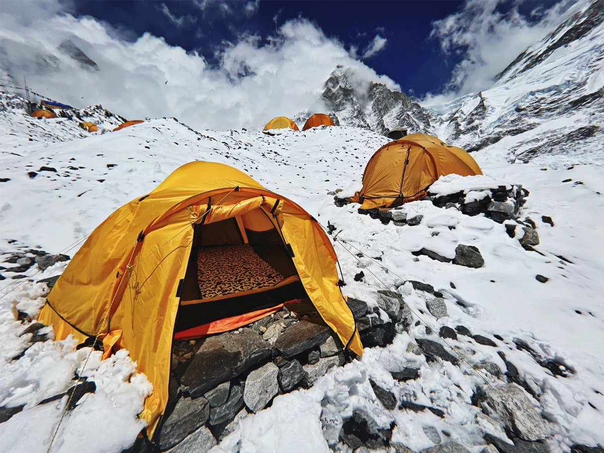 sleep at everest base camp