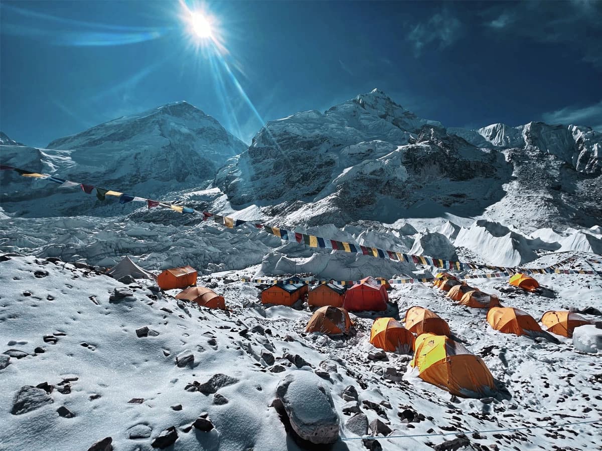 sleeping overnight at ebc