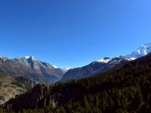 Annapurna Circuit Trekking In Nepal