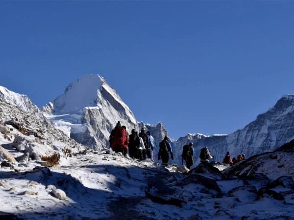 Approaching Everest Base Camp