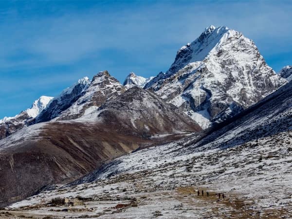 Lobuche East Peak