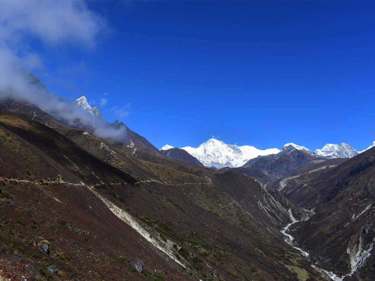 Trekking Path To Gokyo Lakes